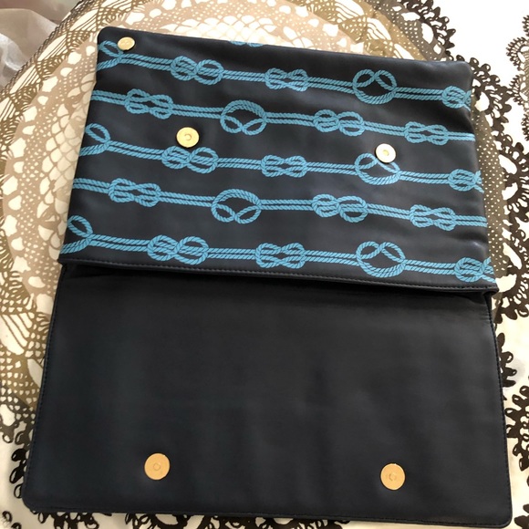 Beautiful Large Soft Clutch Purse - Picture 6 of 6